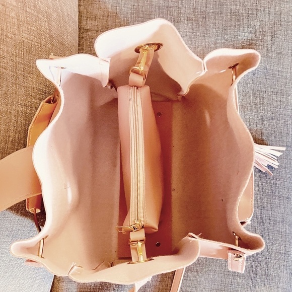 3 Pcs Interchangable Purse Set, Cross Body or Bucket Style - Picture 5 of 5